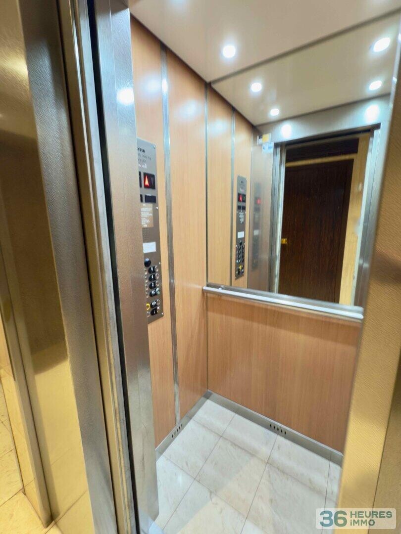 Studio avec cave et parking