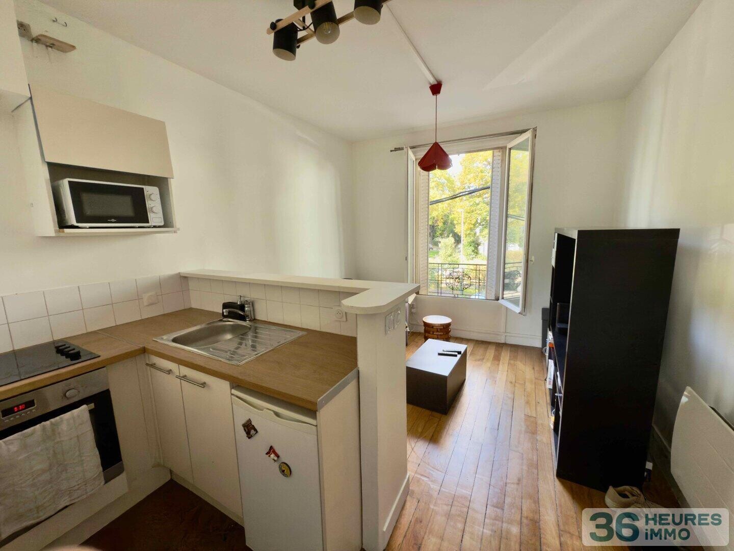 Appartement 2 pièces + cave + parking