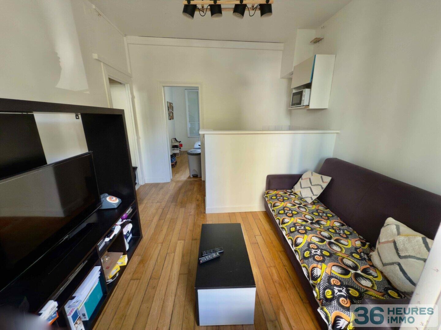 Appartement 2 pièces + cave + parking