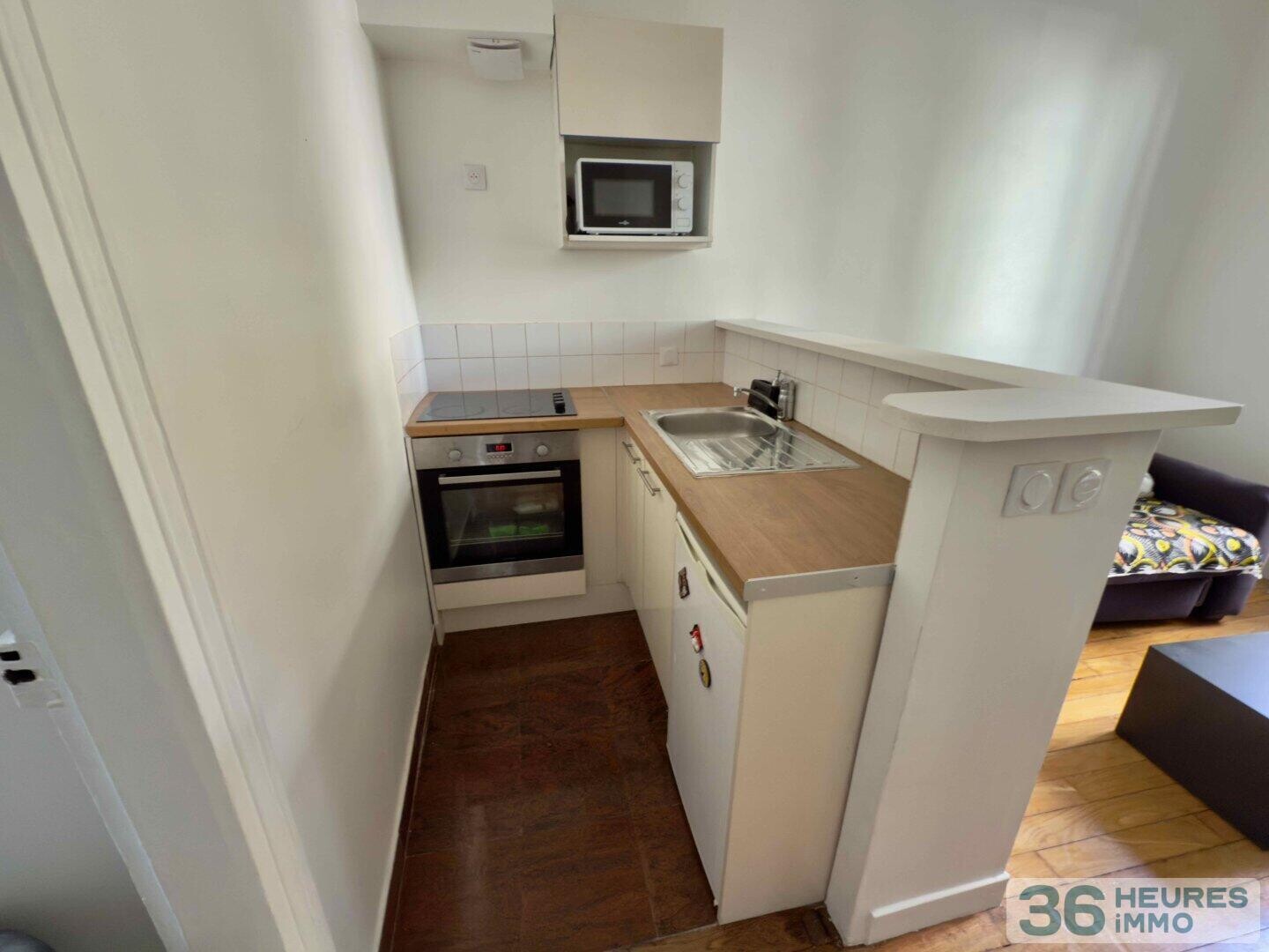 Appartement 2 pièces + cave + parking