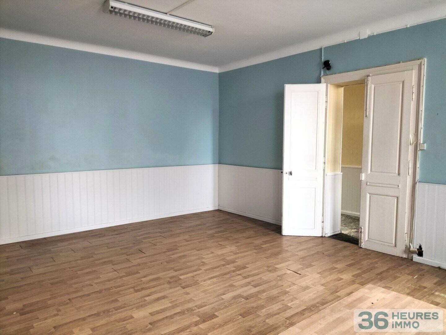 Ancien presbytère sur Beaumont Hague à RENOVER