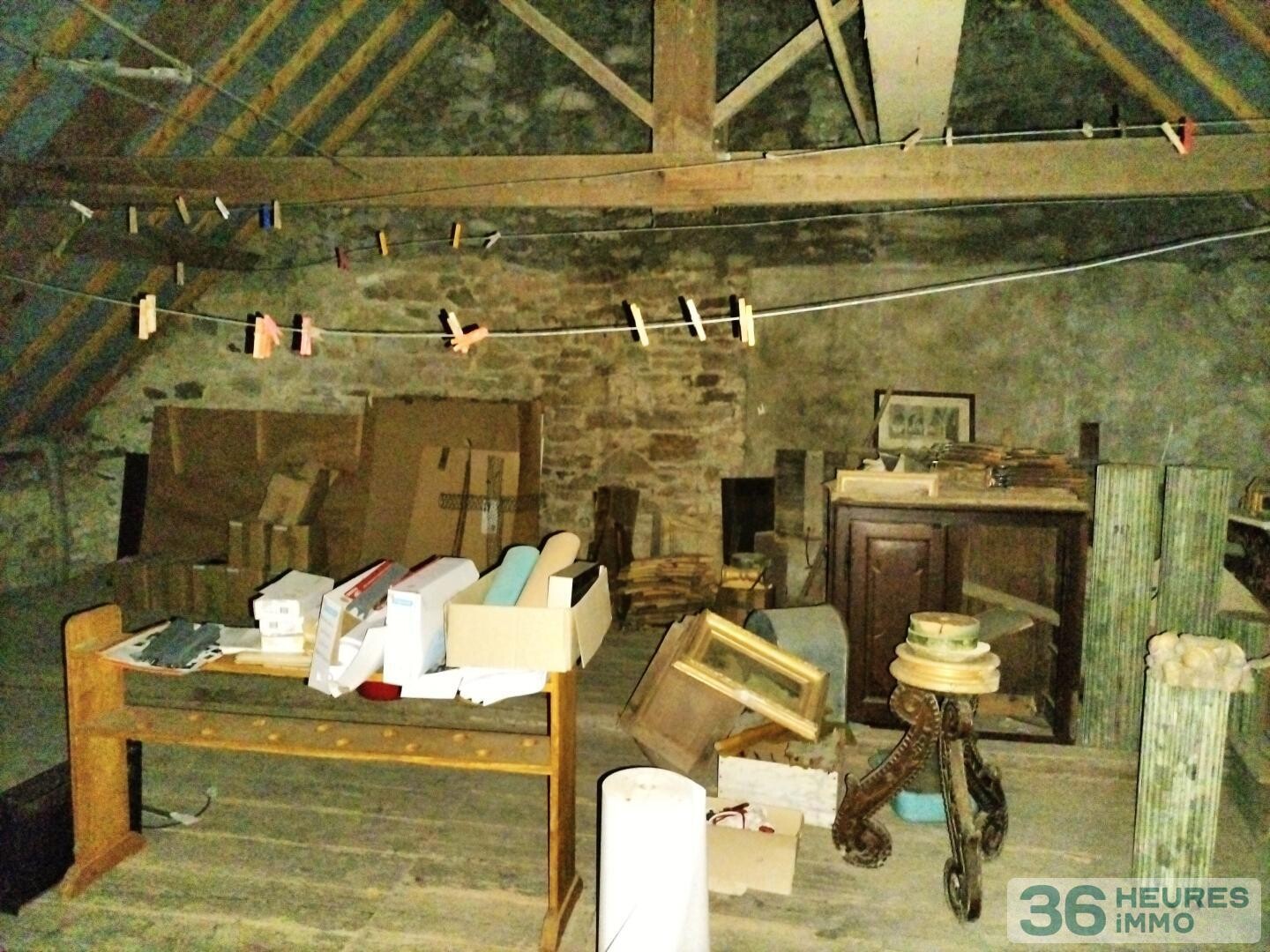 Ancien presbytère sur Beaumont Hague à RENOVER