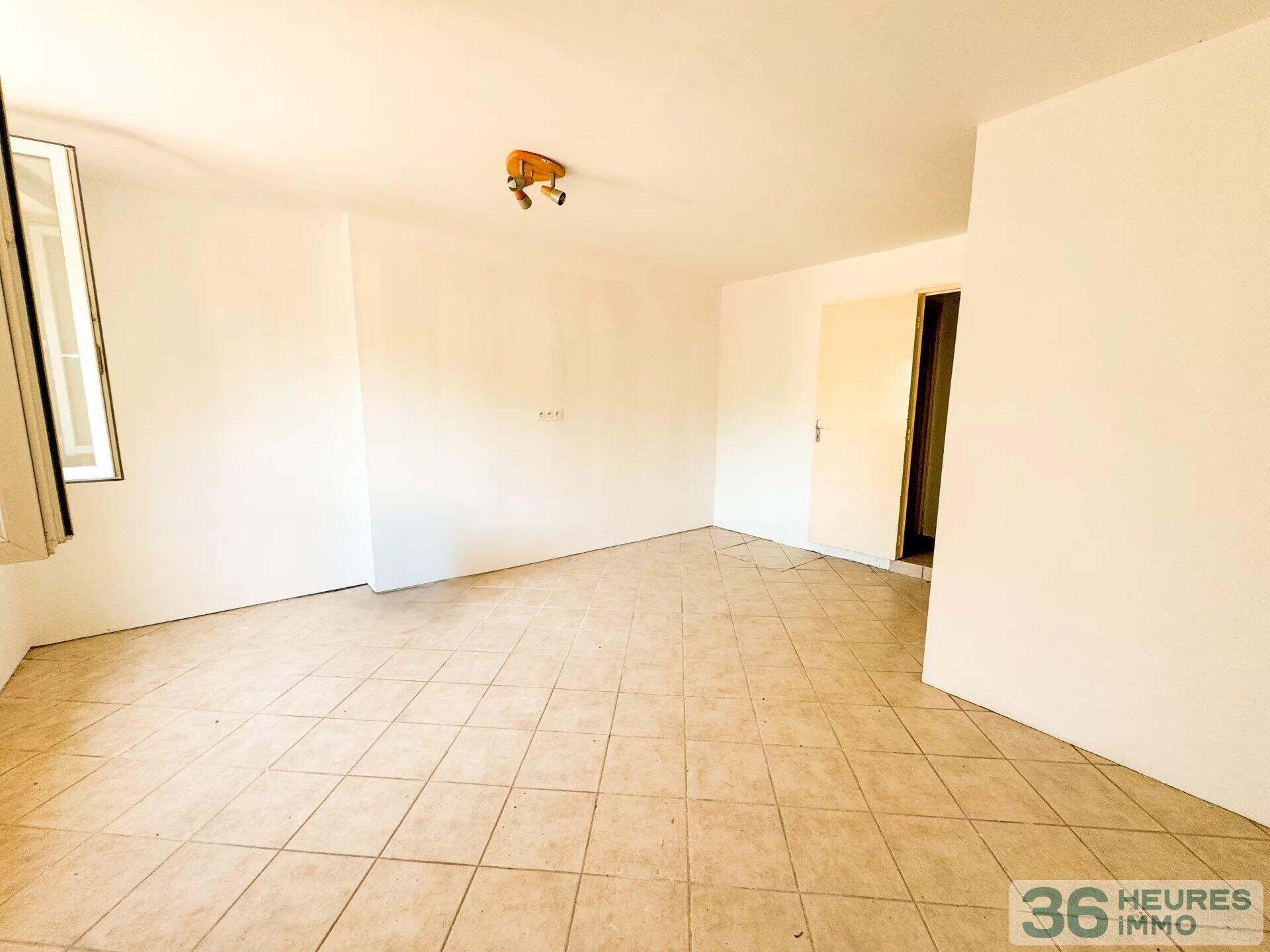 Maison de 172 m² à terminer, gros œuvre rénové