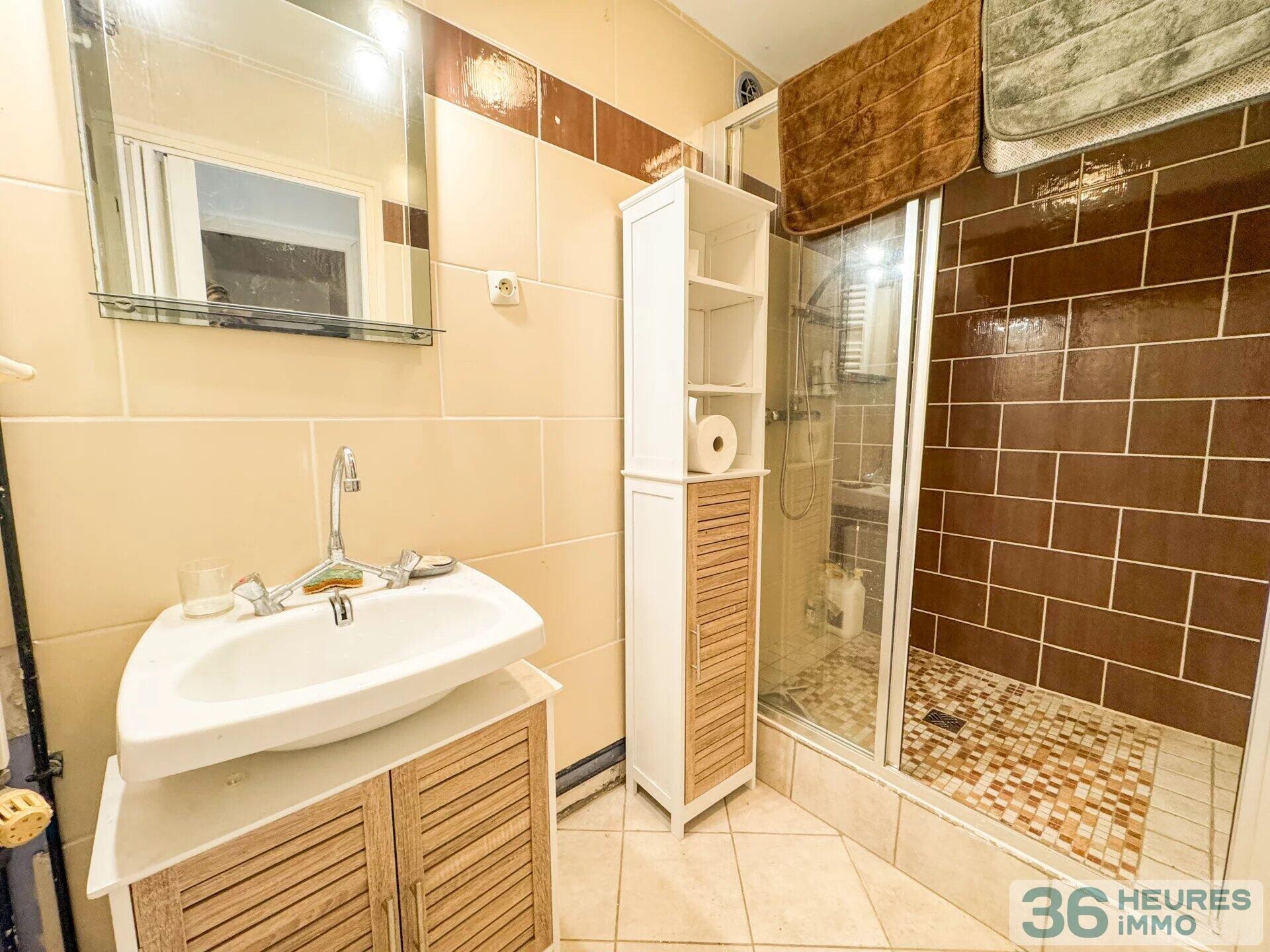 Maison de 172 m² à terminer, gros œuvre rénové