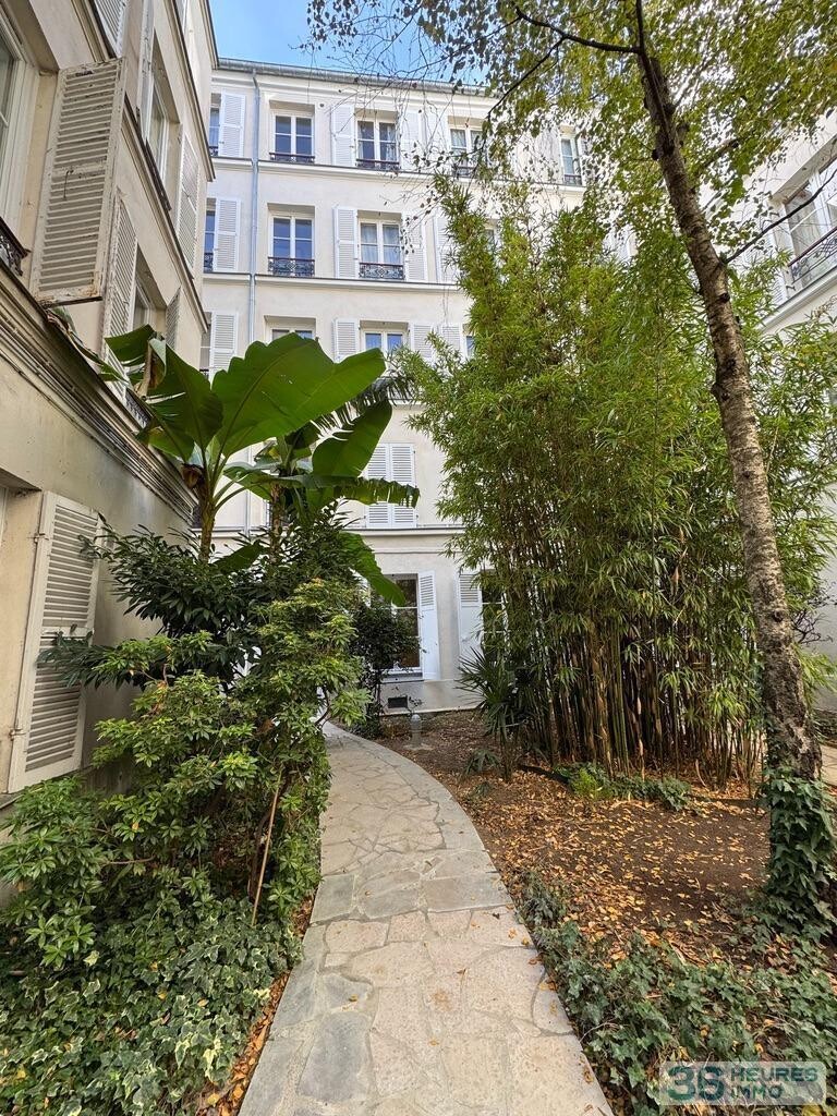 Beau studio entièrement rénové en 2022