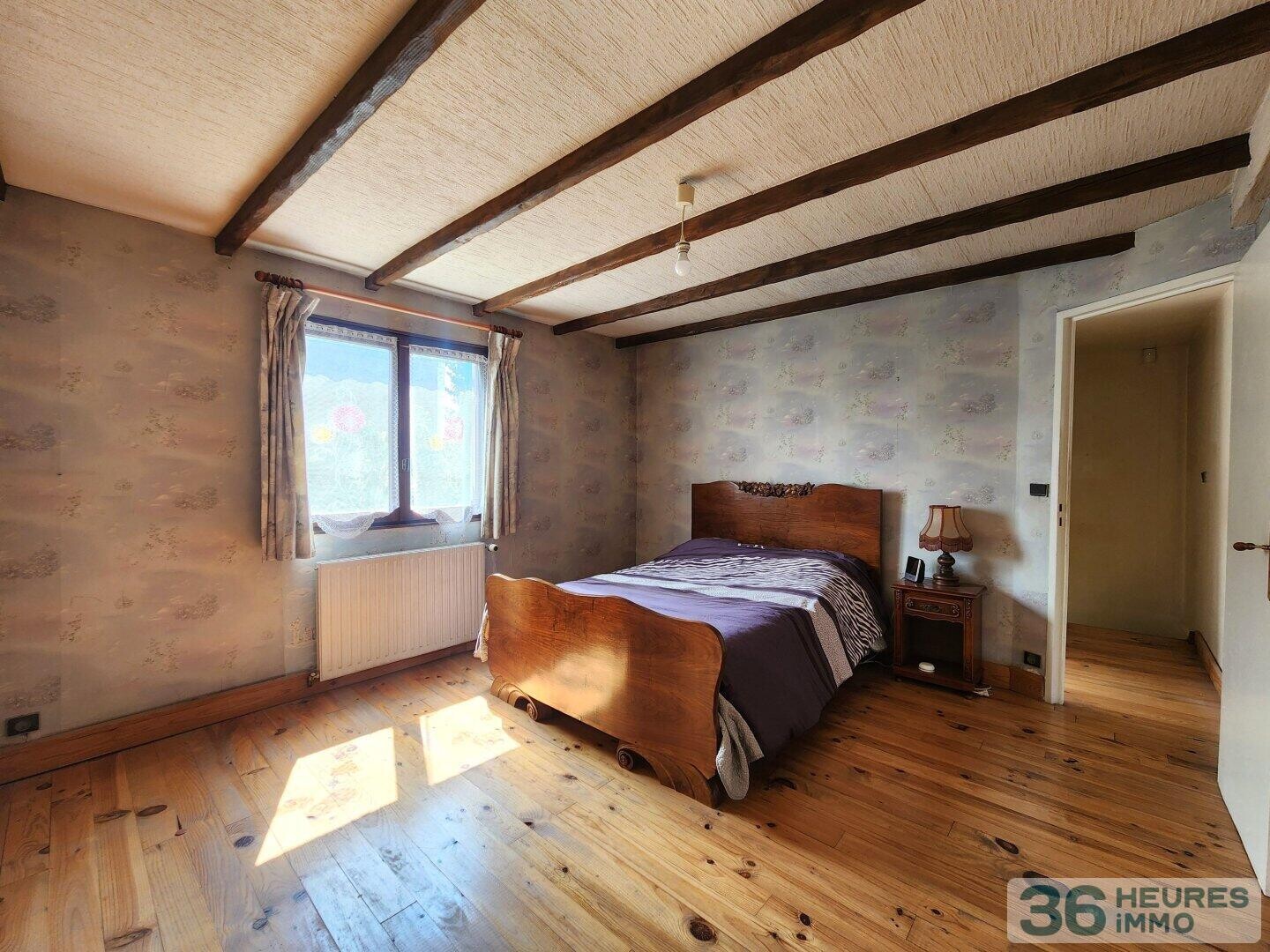 Maison avec sous sol et jardin