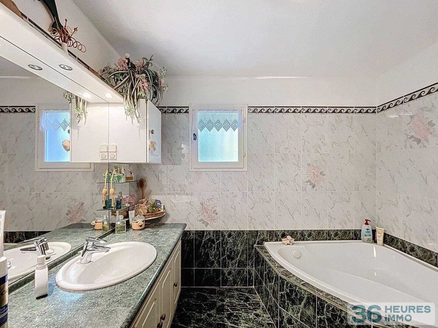 CEYRESTE – La maison où il fait bon vivre