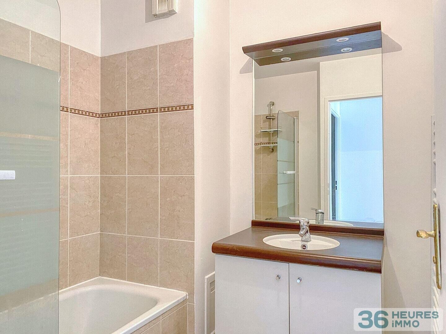 Appartement 4 pièces 2 chambres de 66m² à Asnières-sur-Seine