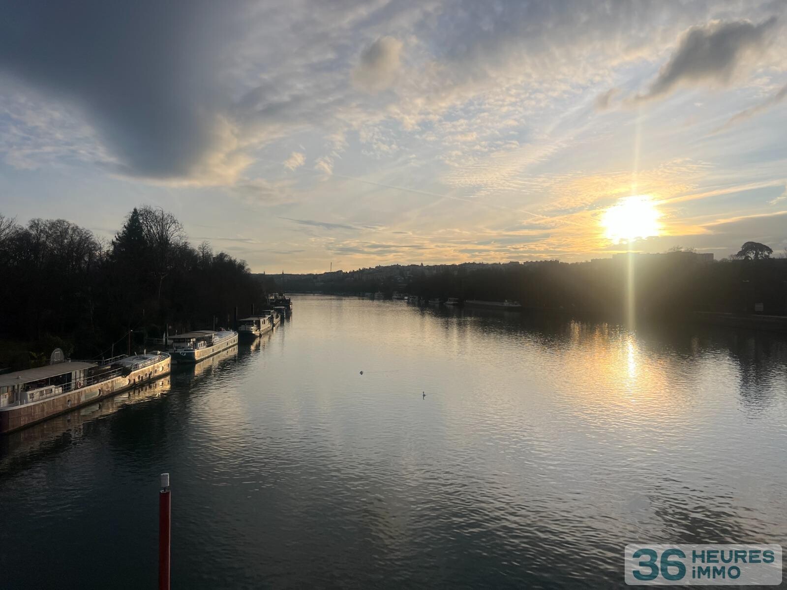  Appartement T4   Duplex Suresnes 