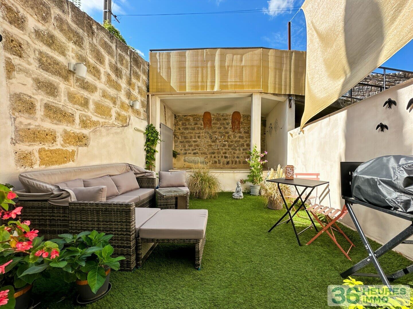 MAISON DE VILLAGE ENTIÈREMENT RÉNOVÉE