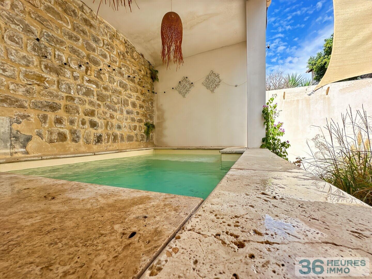 MAISON DE VILLAGE ENTIÈREMENT RÉNOVÉE