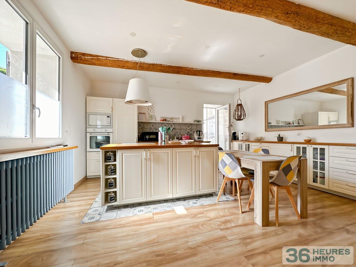 MAISON DE VILLAGE ENTIÈREMENT RÉNOVÉE