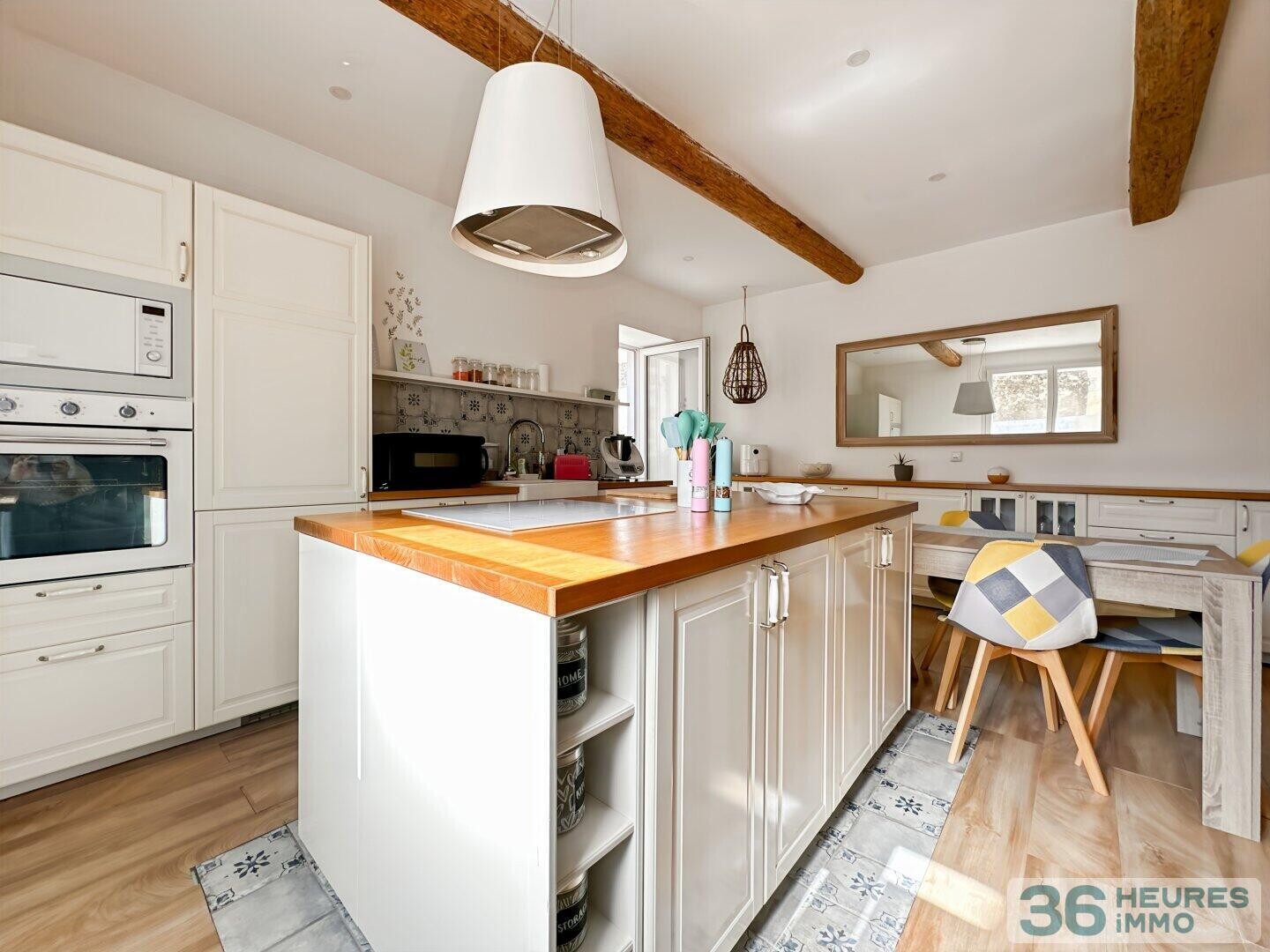 MAISON DE VILLAGE ENTIÈREMENT RÉNOVÉE