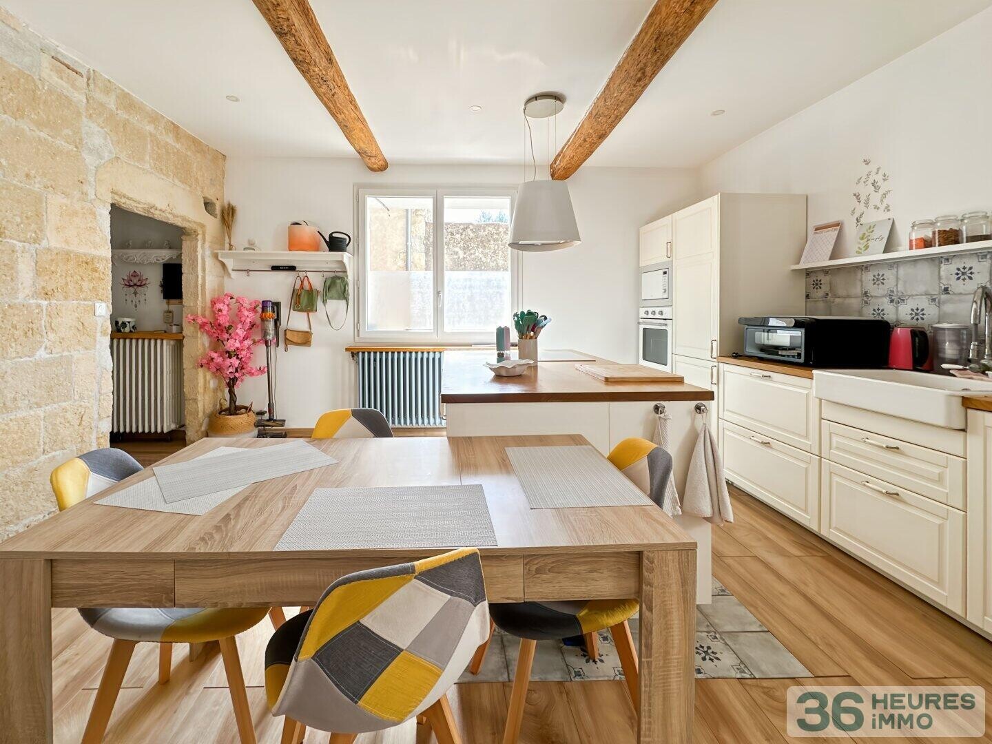 MAISON DE VILLAGE ENTIÈREMENT RÉNOVÉE