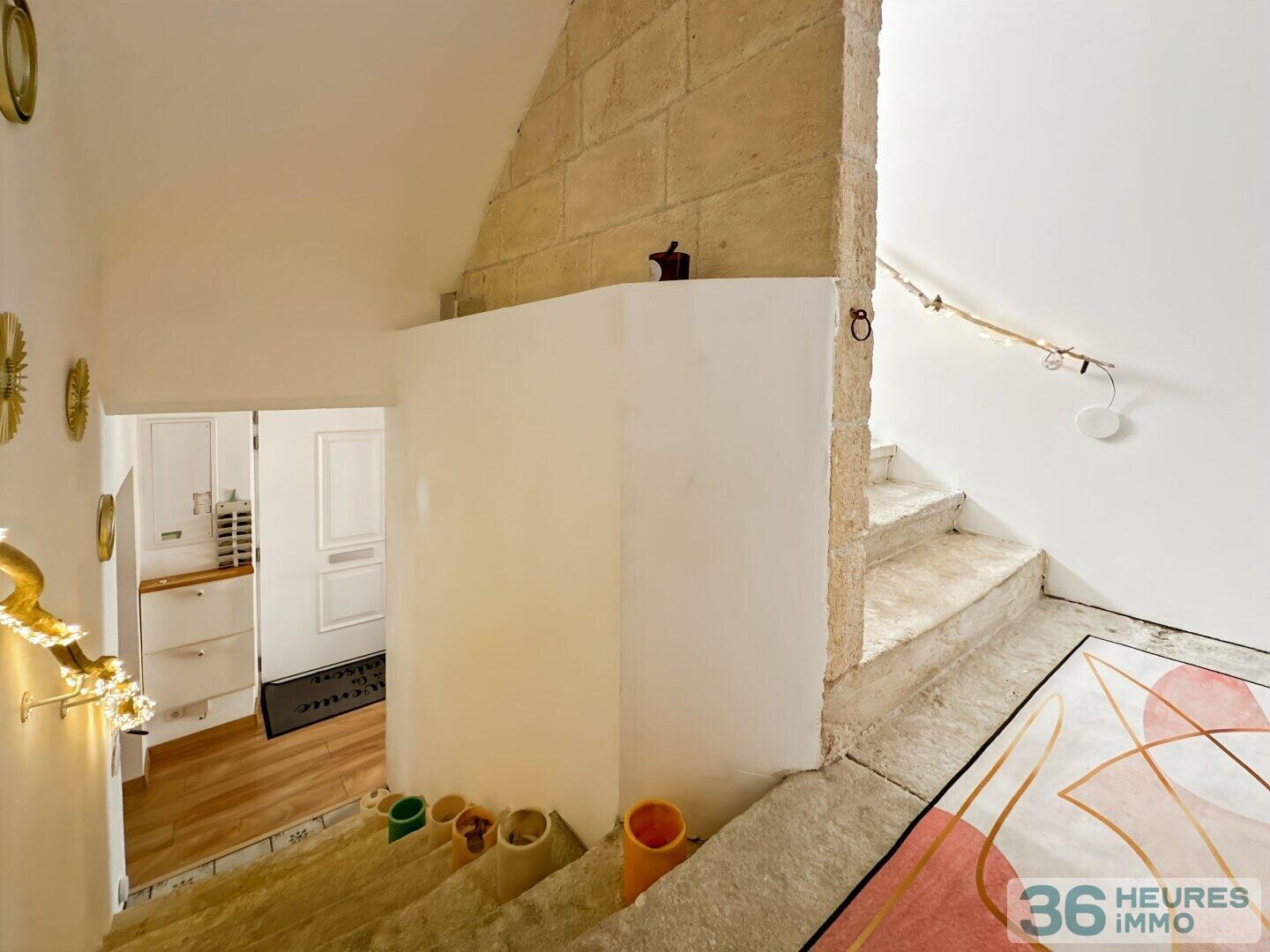 MAISON DE VILLAGE ENTIÈREMENT RÉNOVÉE