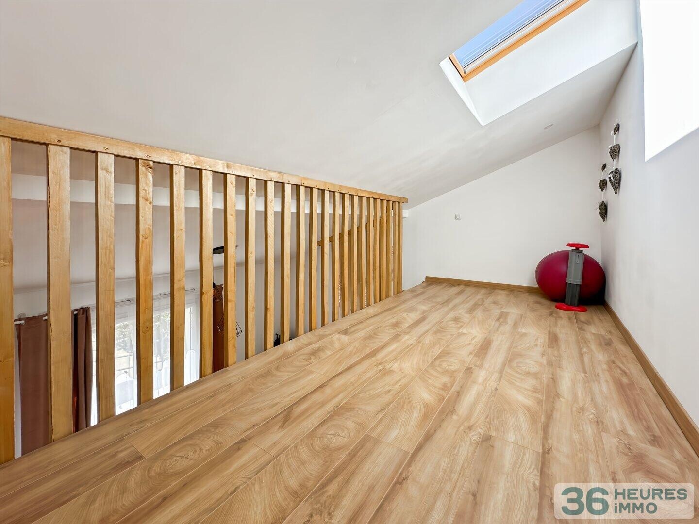 MAISON DE VILLAGE ENTIÈREMENT RÉNOVÉE