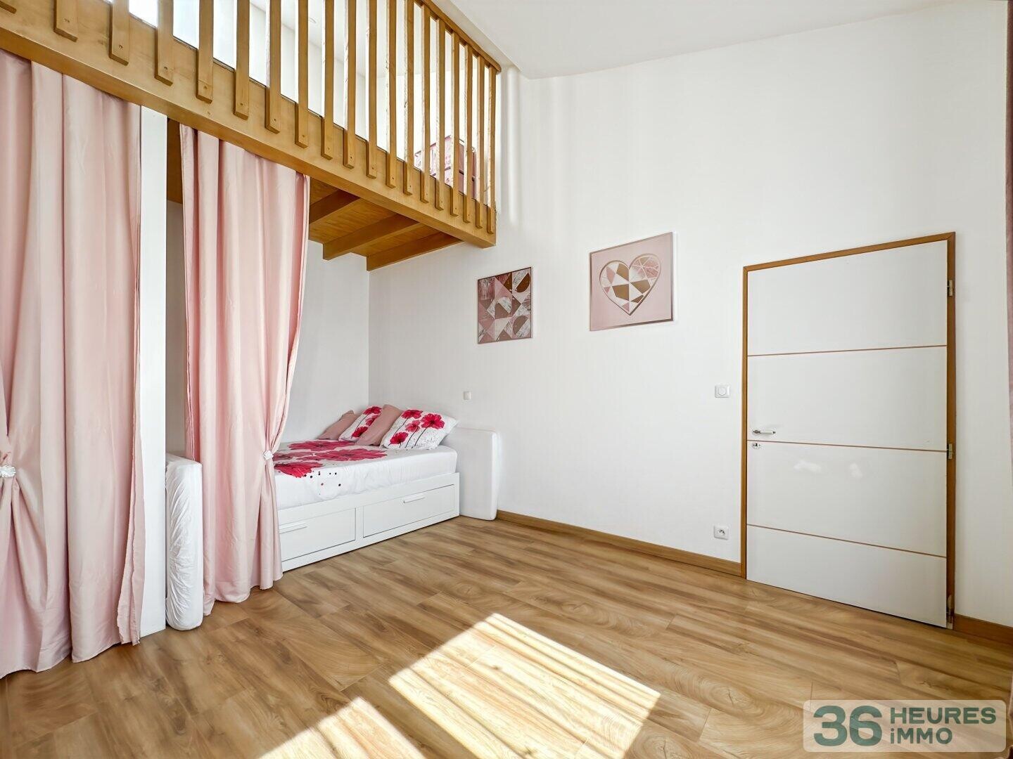 MAISON DE VILLAGE ENTIÈREMENT RÉNOVÉE