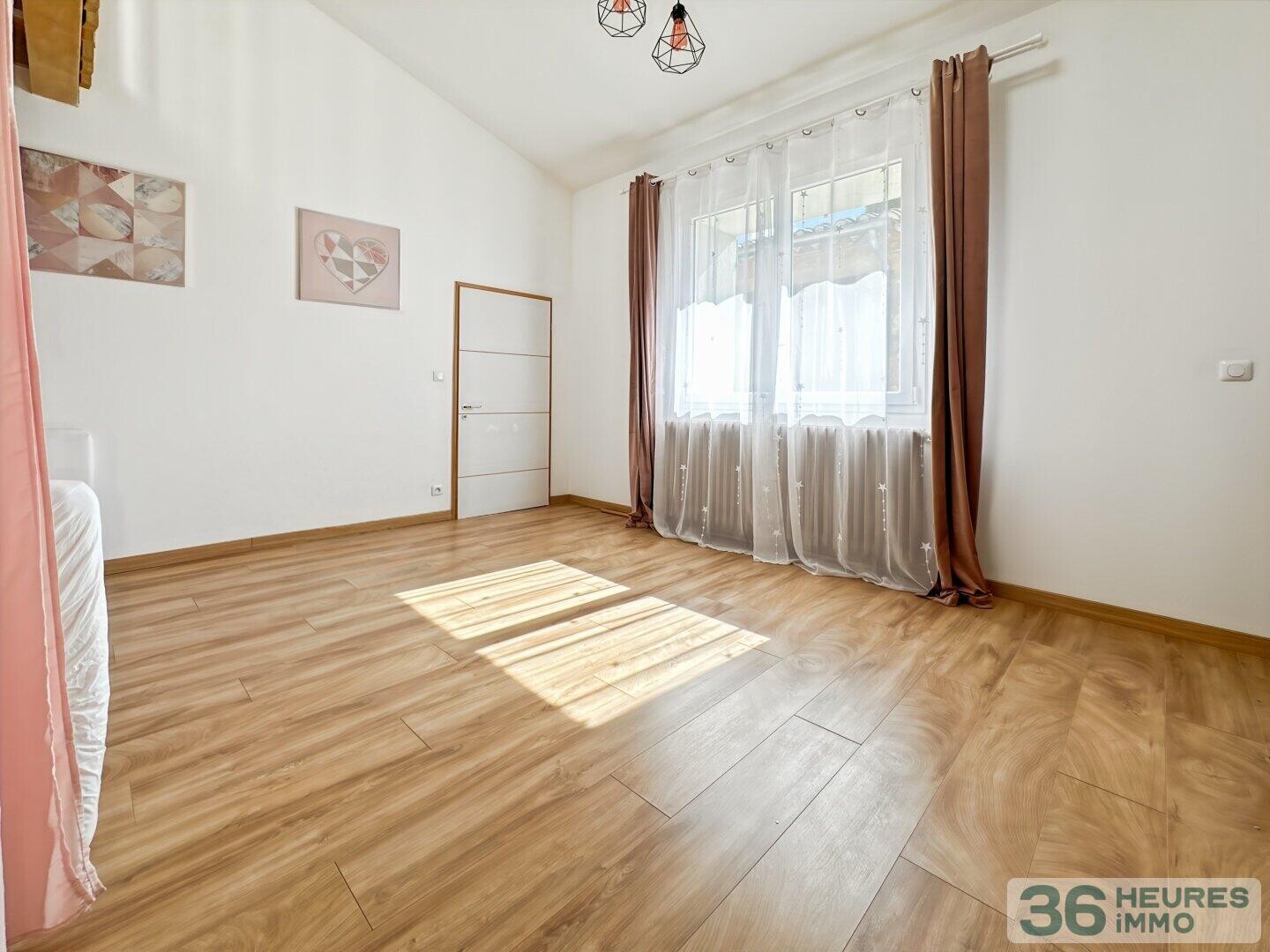 MAISON DE VILLAGE ENTIÈREMENT RÉNOVÉE