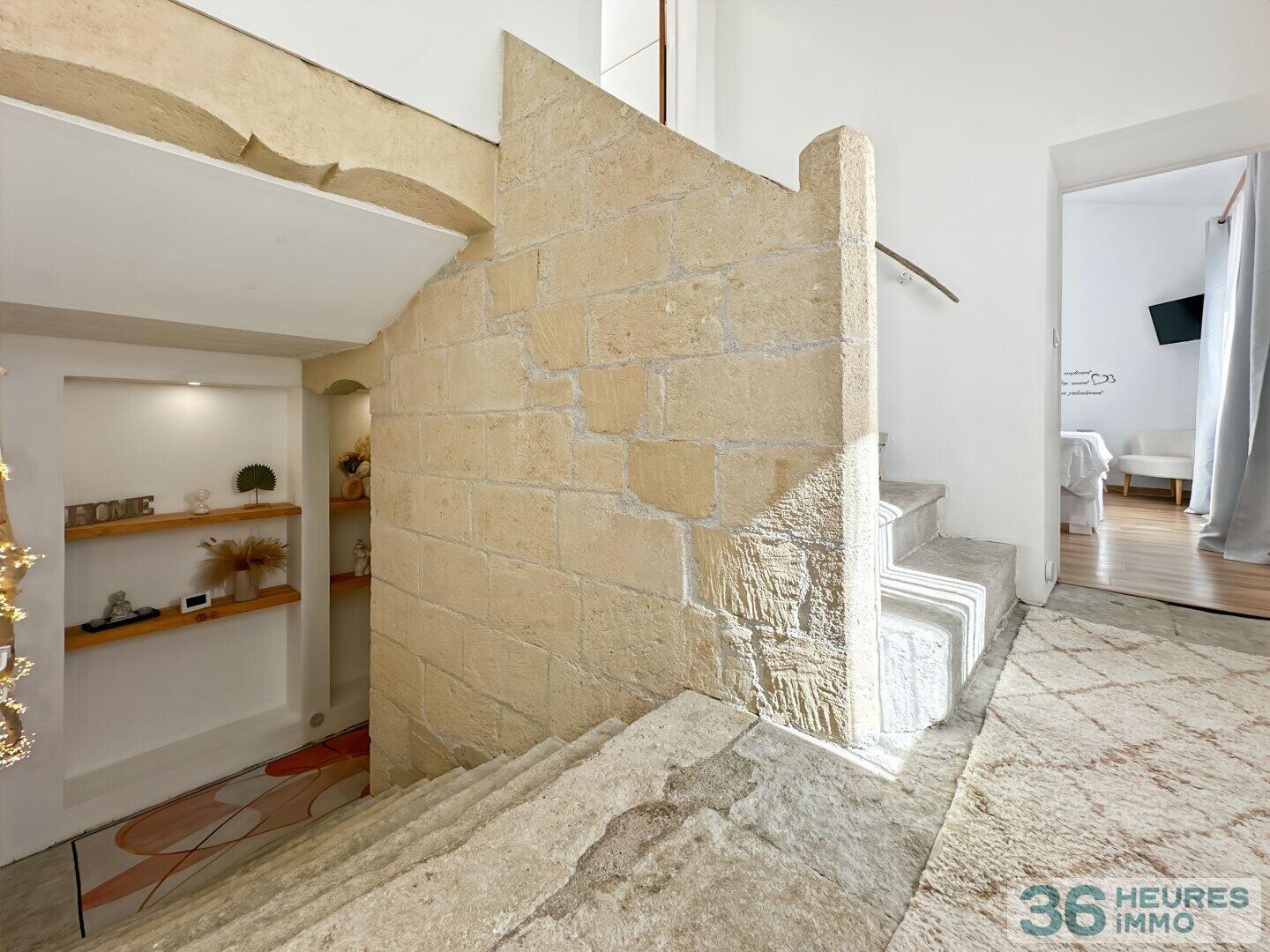 MAISON DE VILLAGE ENTIÈREMENT RÉNOVÉE