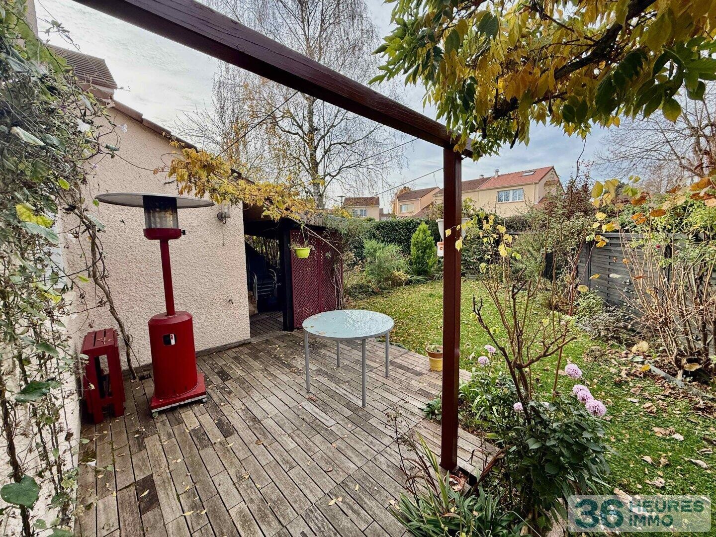 Maison 7 pièces avec jardin