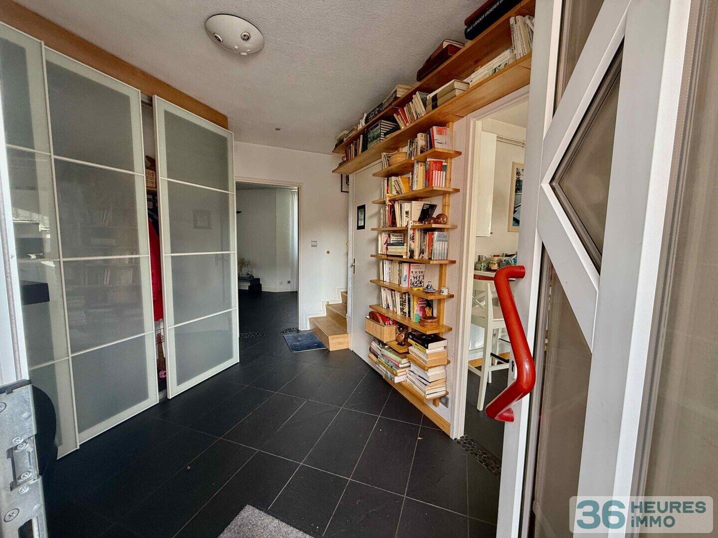 Maison 7 pièces avec jardin