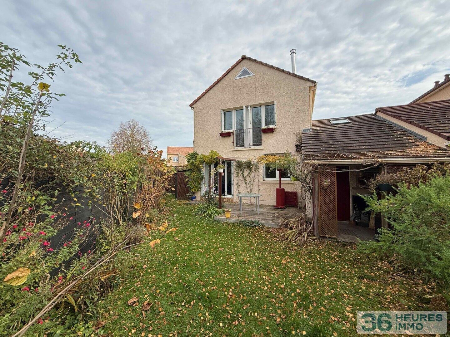 Maison 7 pièces avec jardin