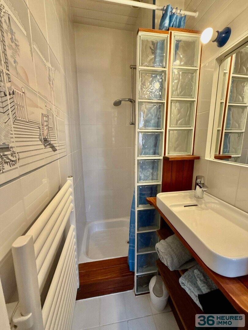 Maison 7 pièces avec jardin