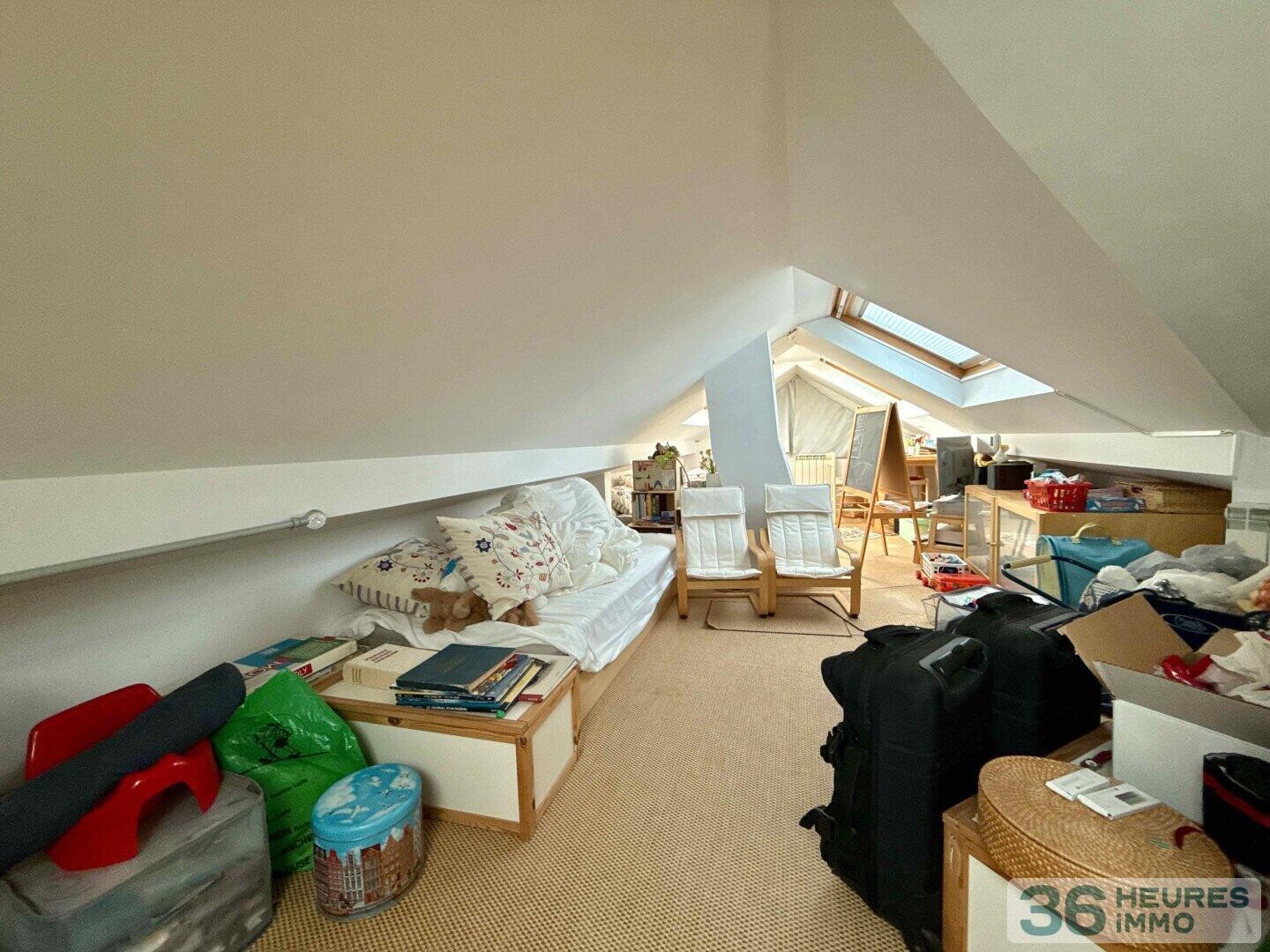 Maison 7 pièces avec jardin