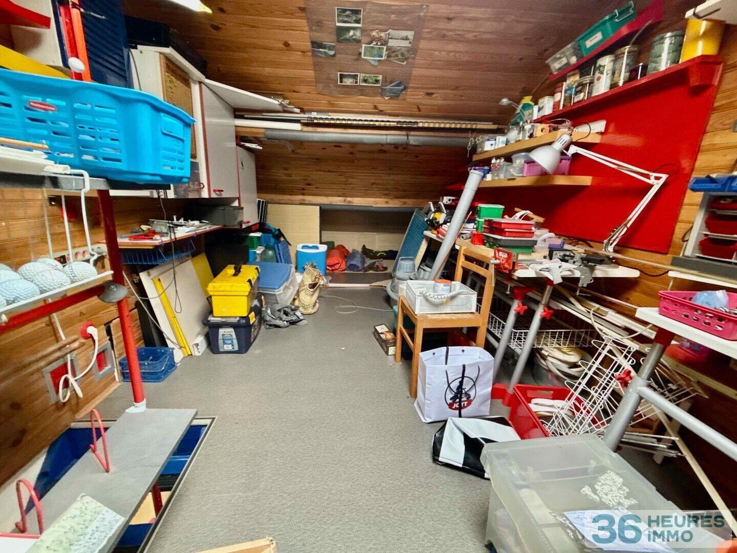 Maison 7 pièces avec jardin