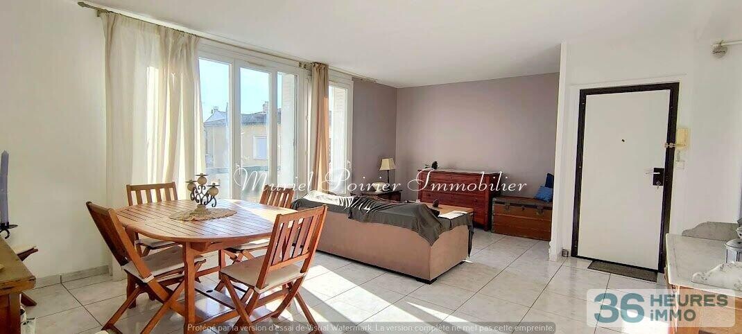 Appartement 3 pièces avec balcon cellier et buanderie.