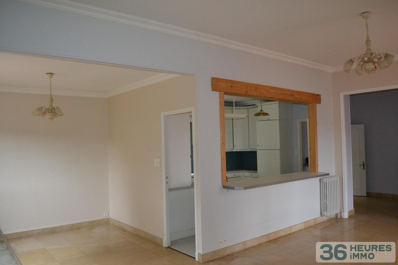 Maison individuelle avec terrain attenant