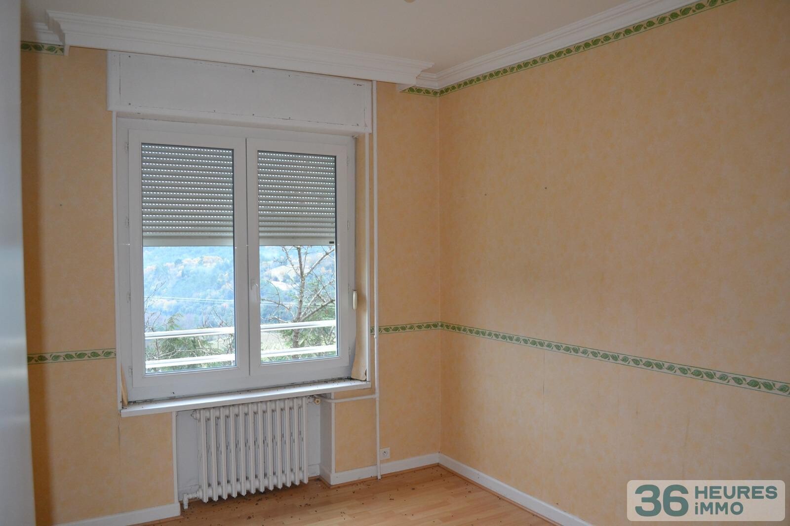 Maison individuelle avec terrain attenant