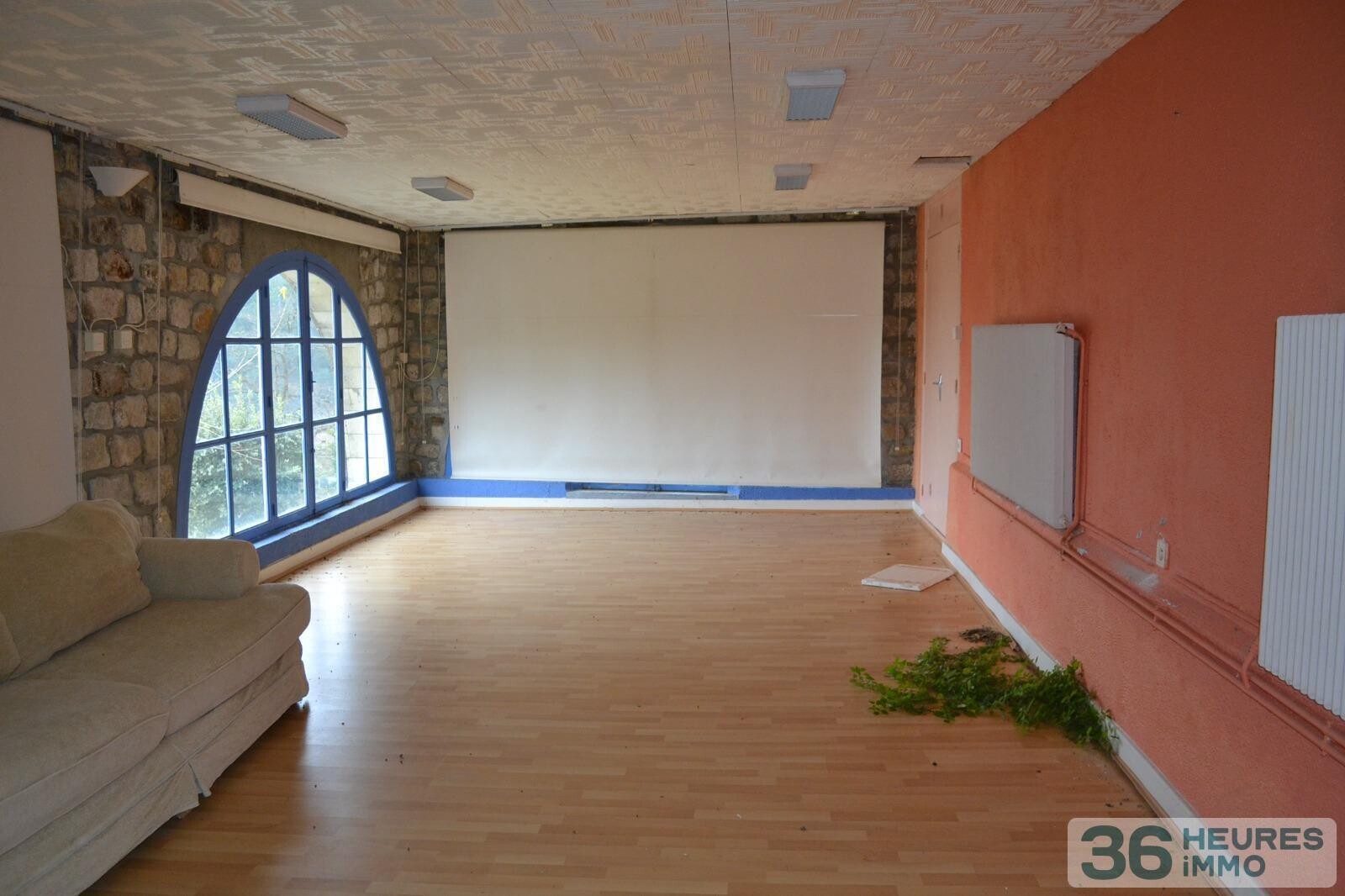 Maison individuelle avec terrain attenant