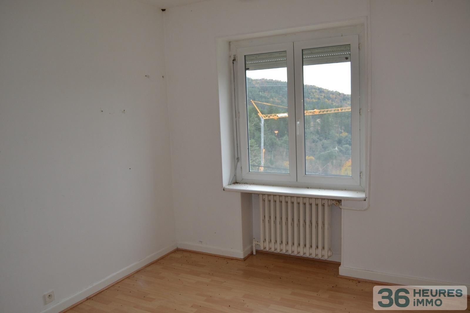 Maison individuelle avec terrain attenant