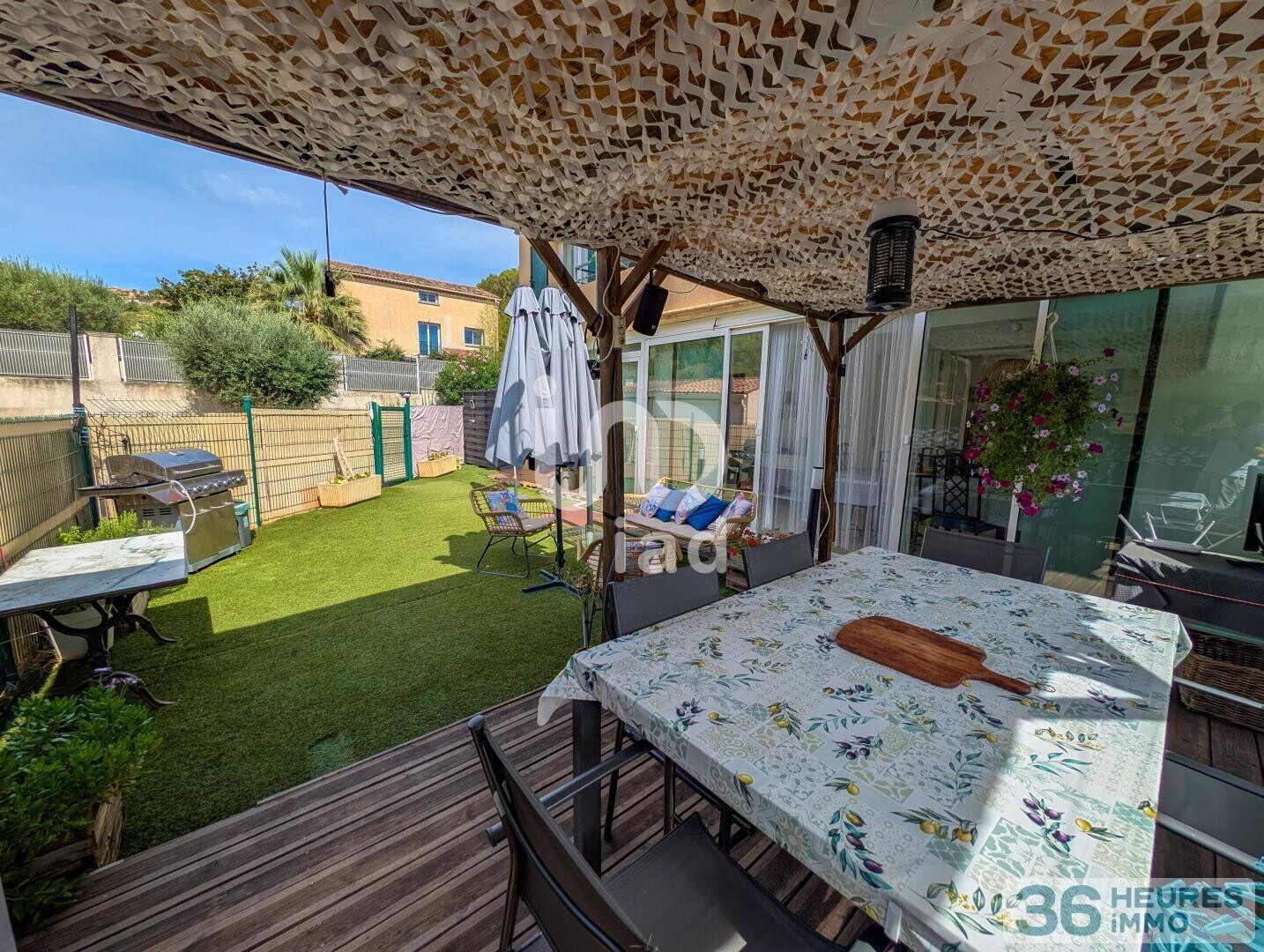 Appartement à Fréjus (83370)   2 chambres  3 pièces  70 m²  69 m² de terrain