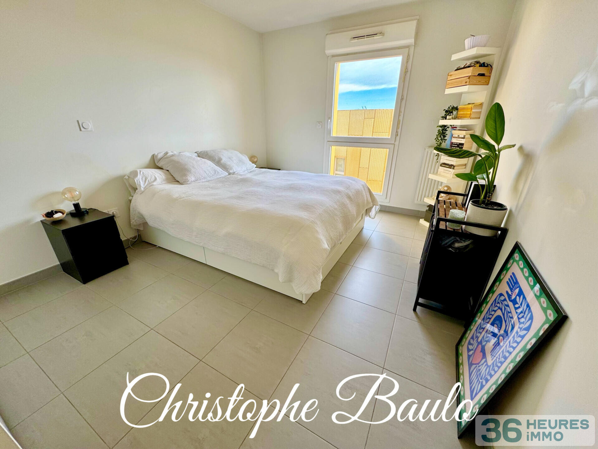 Dépt Hérault (34), à vendre à Montpellier, Port-Marianne, T3, dernier étages