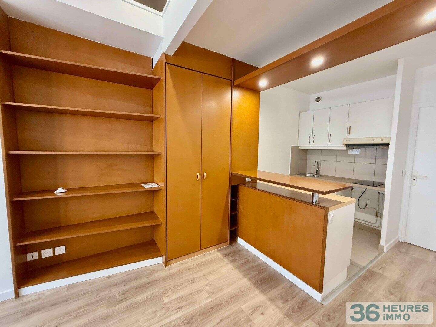 Studio proche métro Vaugirard