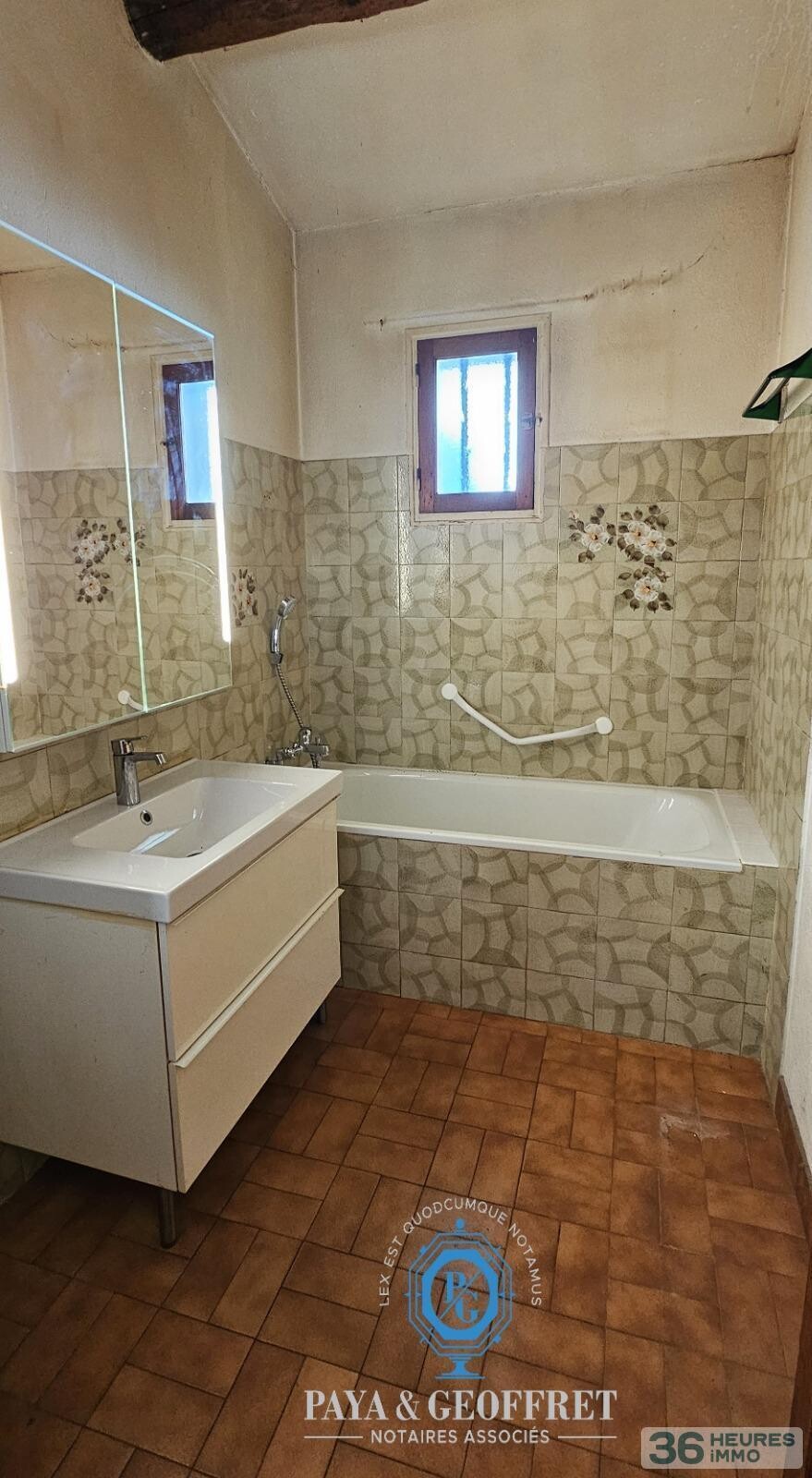 Maison de 64m² avec jardinet à MEOUNES LES MONTRIEUX