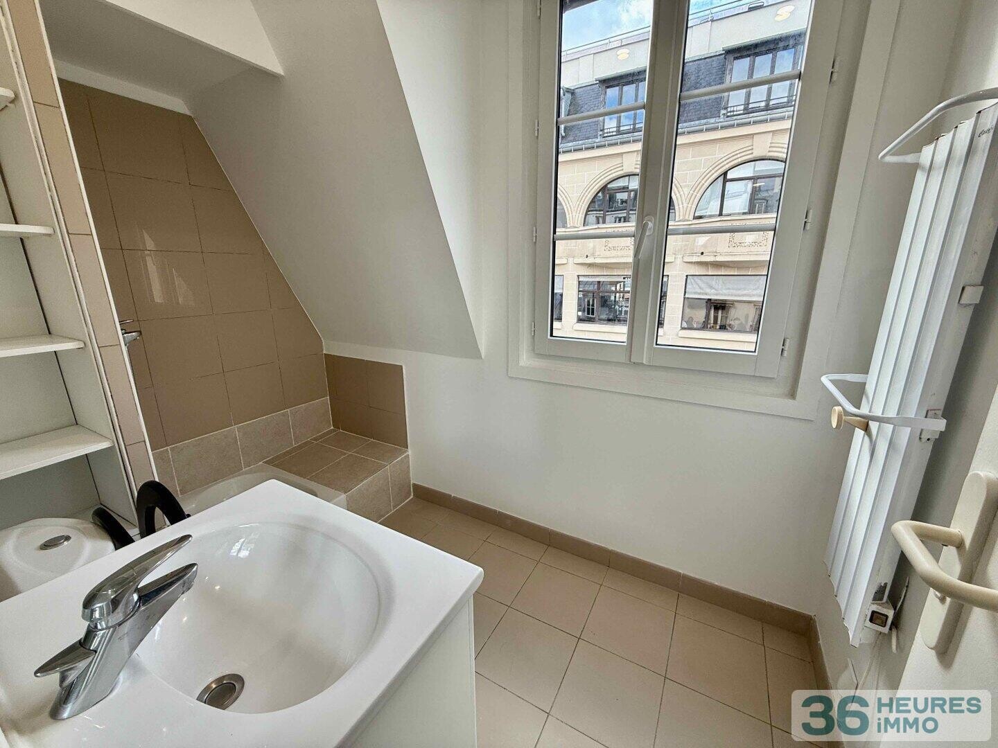 Studio proche métro Vaugirard