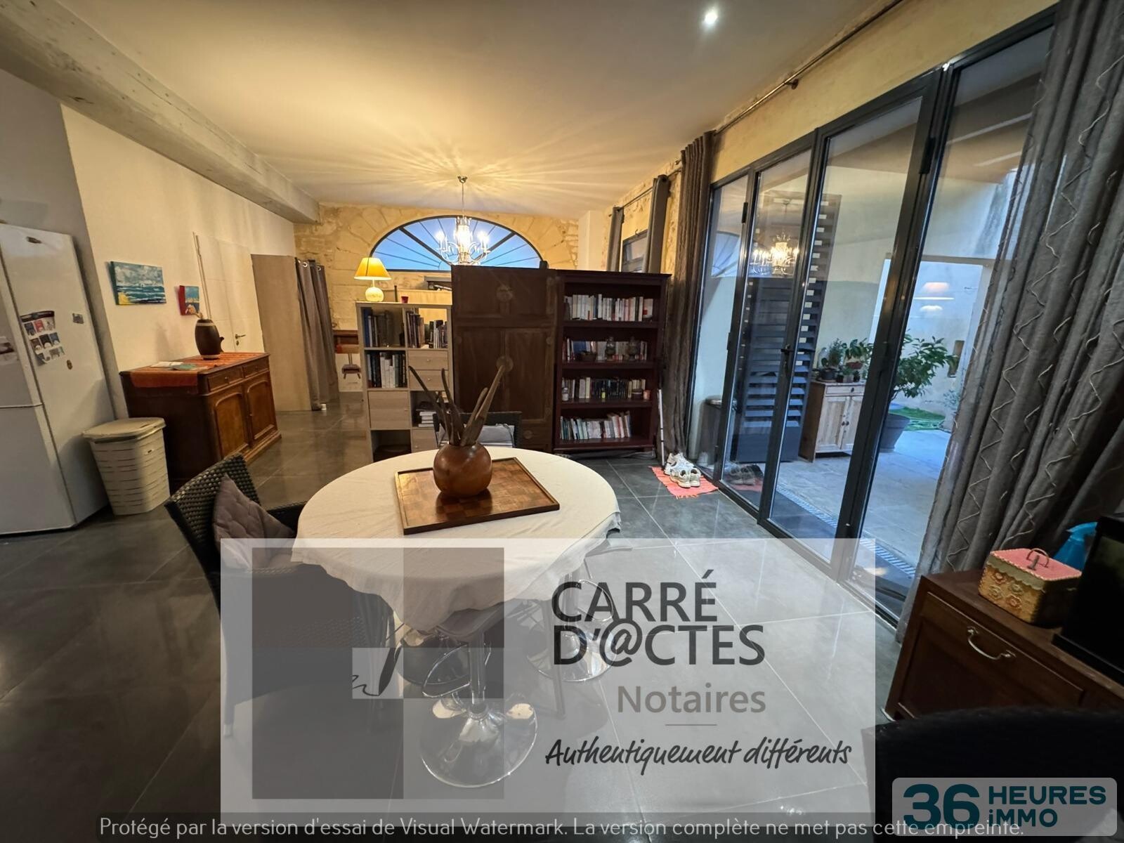 Maison de village avec extérieur et stationnement