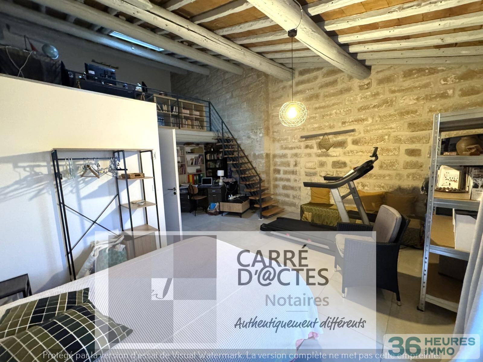 Maison de village avec extérieur et stationnement