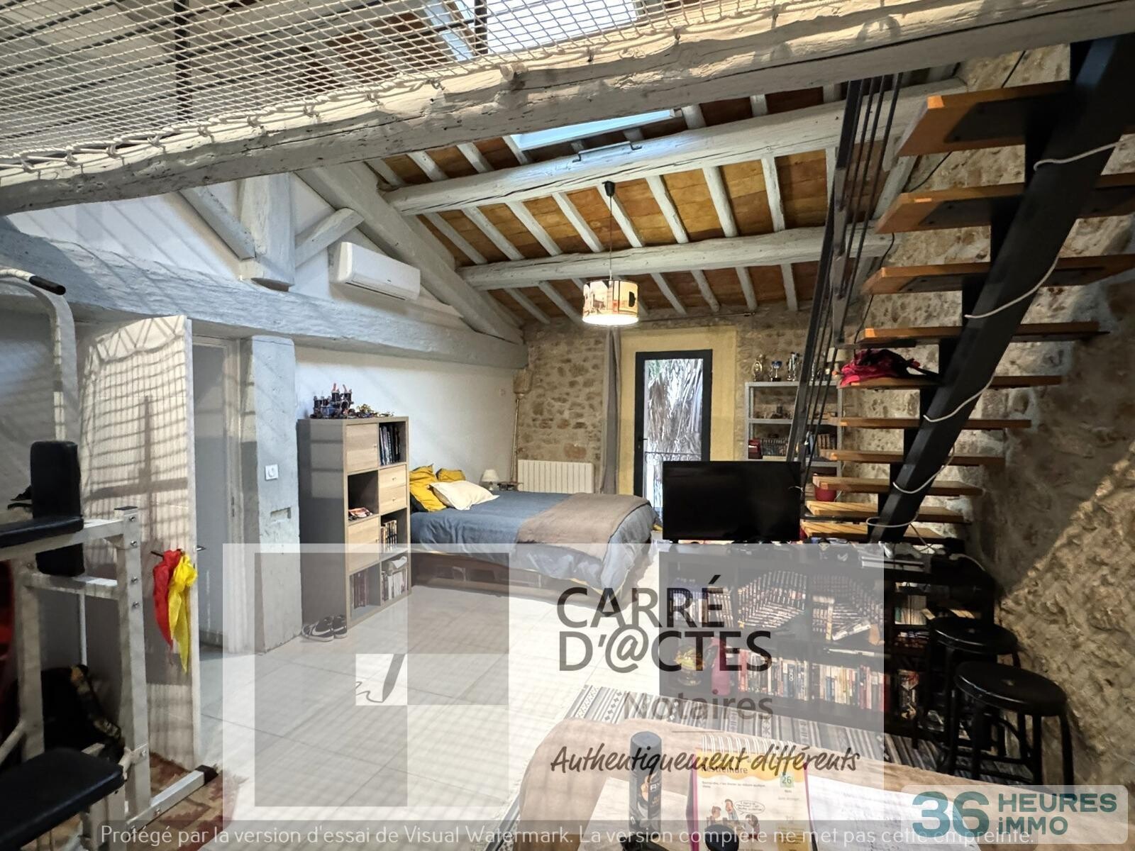 Maison de village avec extérieur et stationnement