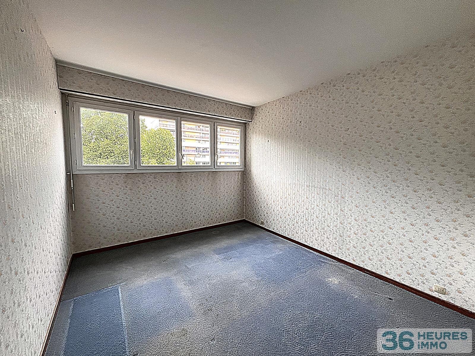  APPARTEMENT T4 AVEC BALCON ET CELLIER