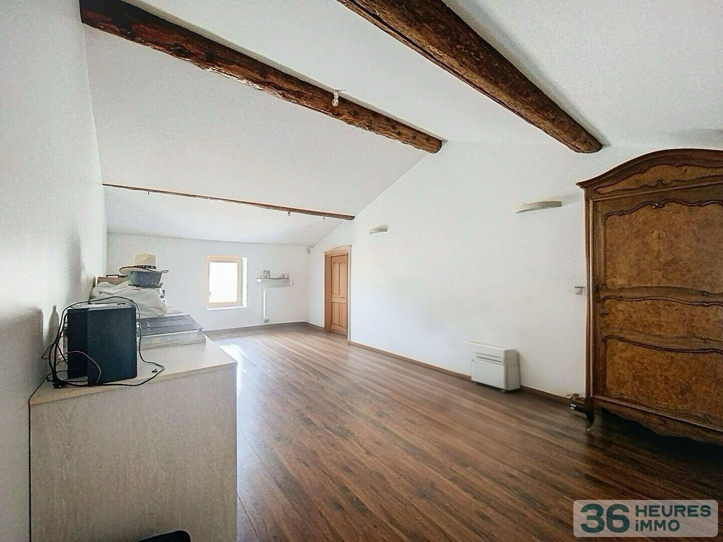 Maison de village rénovée