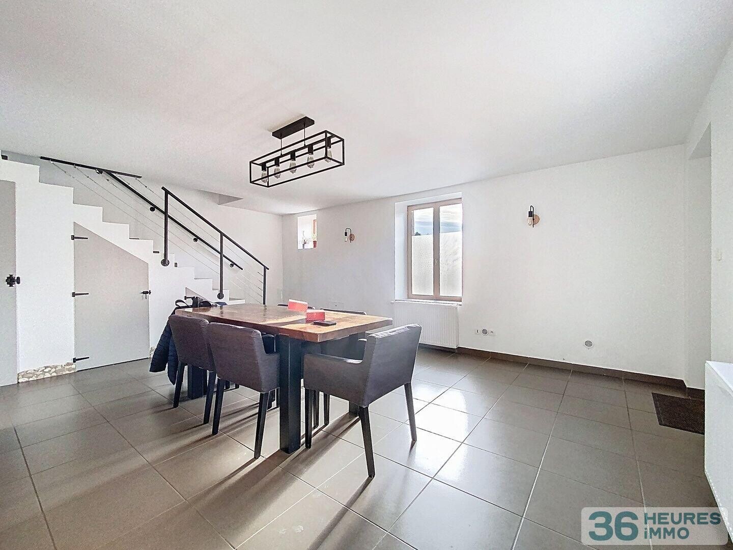 Maison de village rénovée