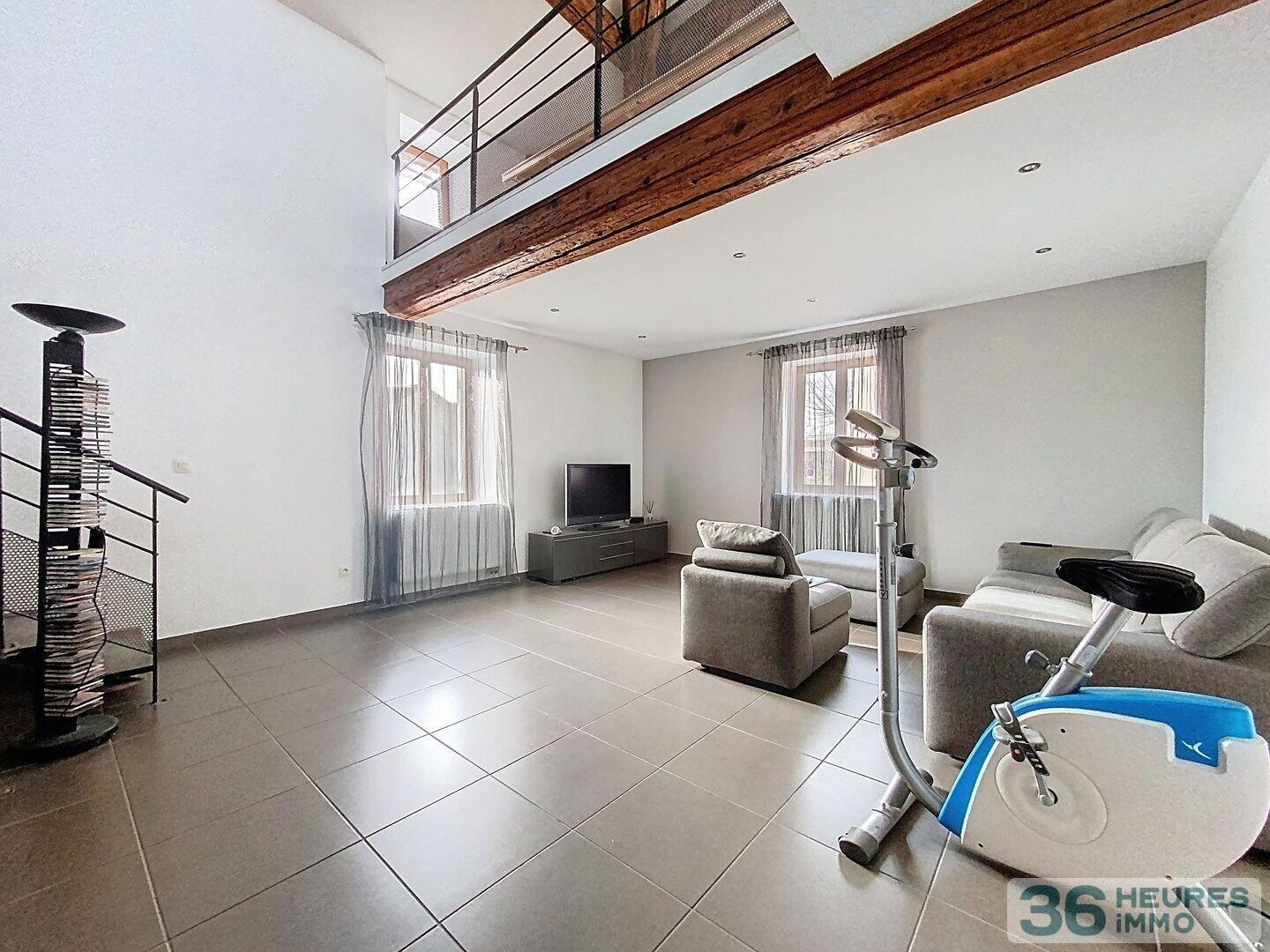 Maison de village rénovée