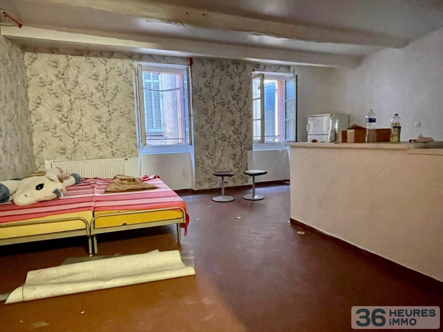 2P GRASSE 3 eme ETAGE 