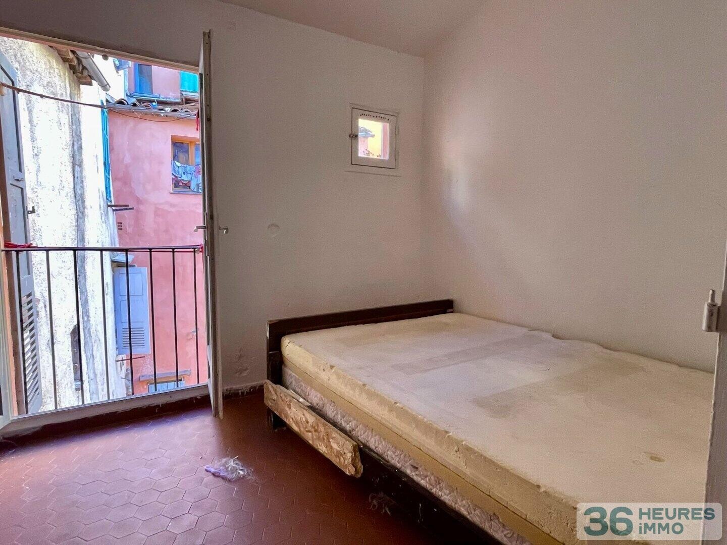 2P GRASSE 3 eme ETAGE 