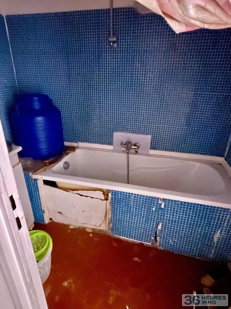 2P GRASSE 3 eme ETAGE 