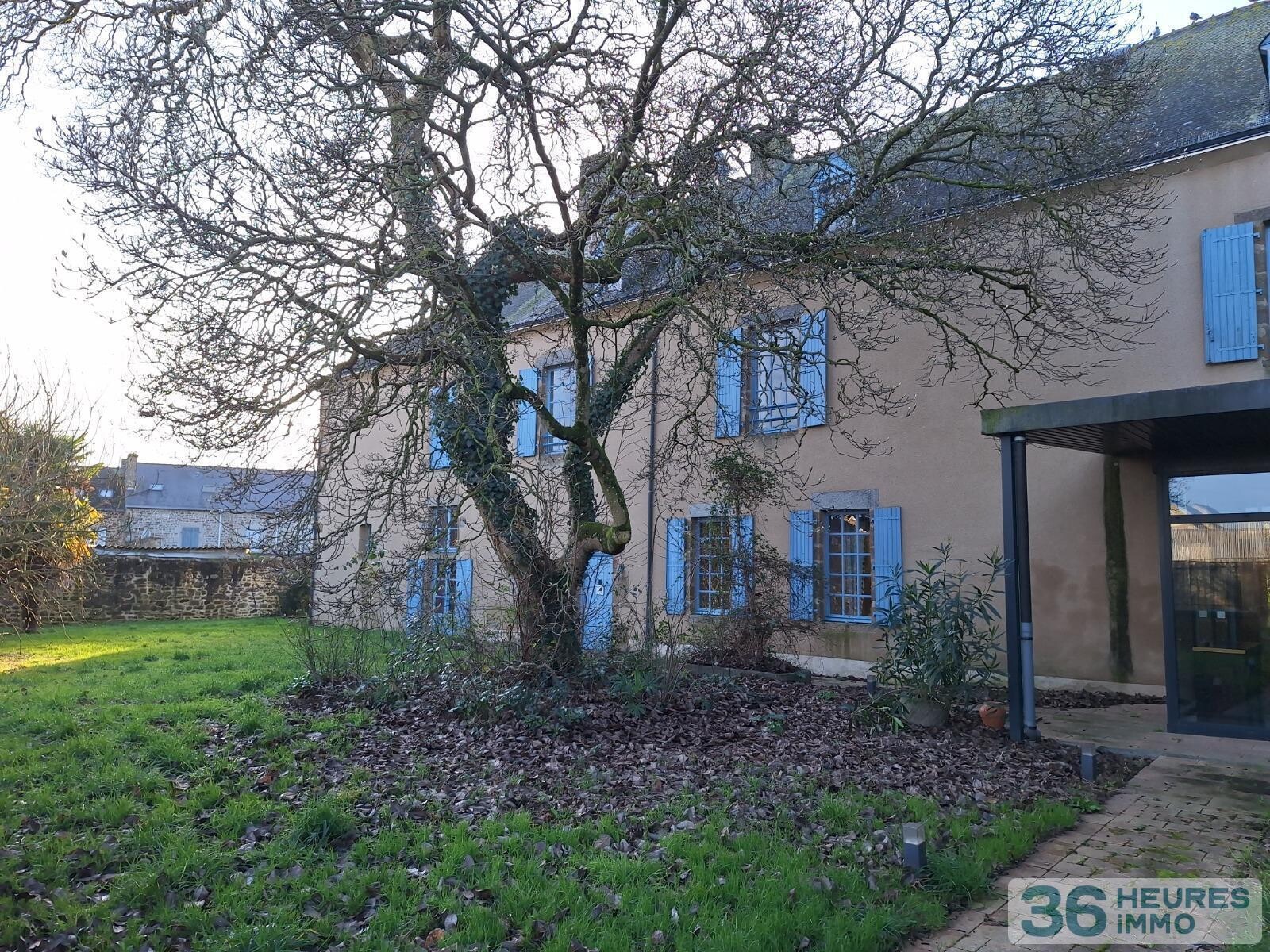 VENTE PROPRIETE en Centre-ville d'ERNEE, en Mayenne